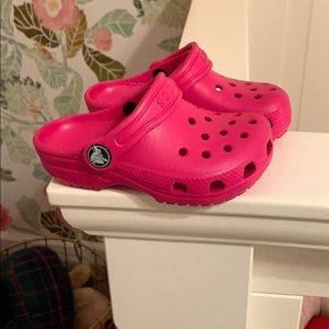 NWOT Pink Crocs toddler size 8